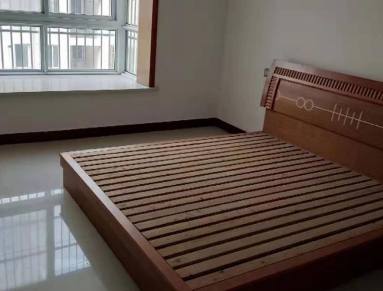 急售，怡馨花苑，三室一厅带车库 2